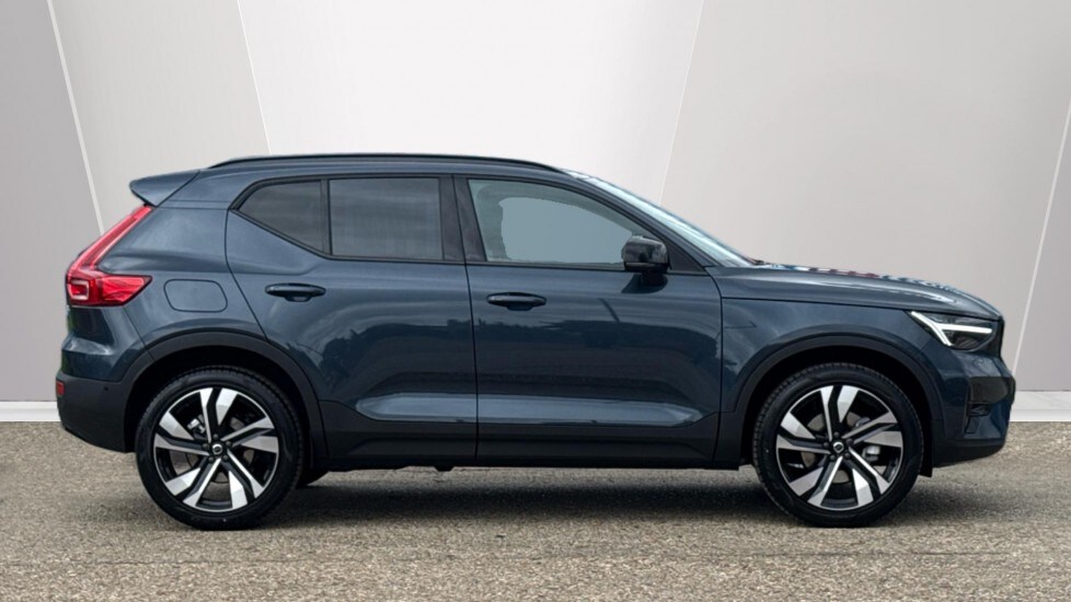 Used Volvo XC40 2026 for sale - 78005484: Photo 3