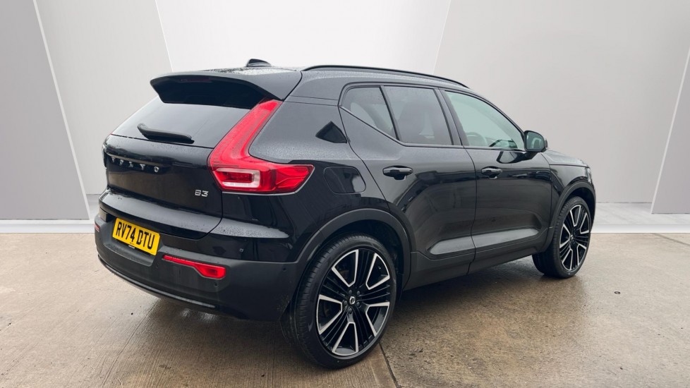 Used Volvo XC40 2025 for sale - 77641285: Photo 2