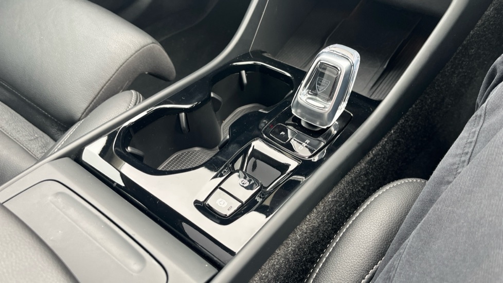 Used Volvo XC40 2025 for sale - 77641285: Photo 24