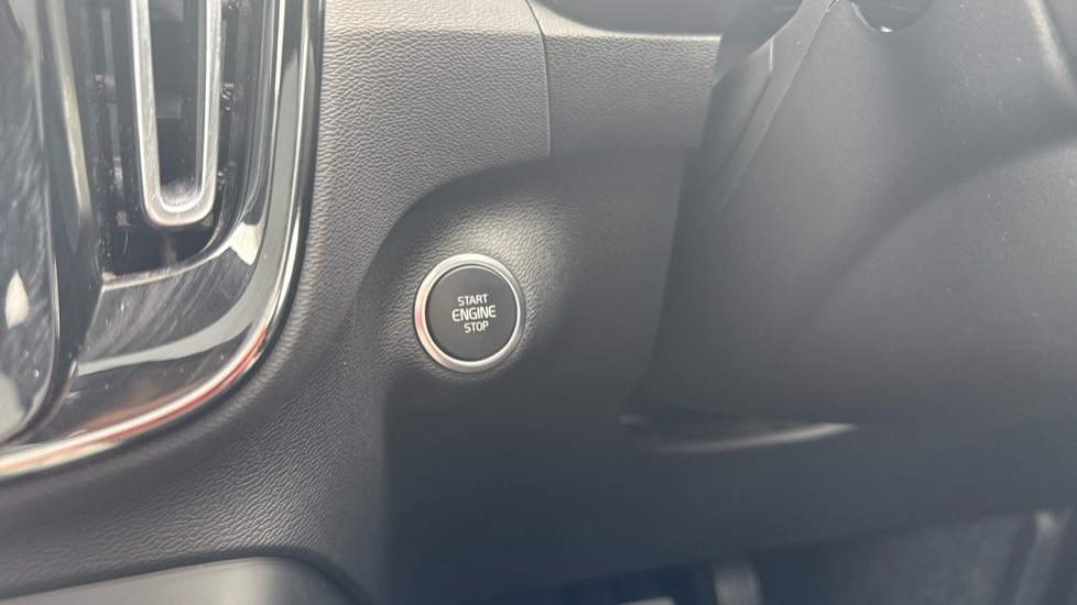 Used Volvo XC40 2020 for sale - 78209747: Photo 25