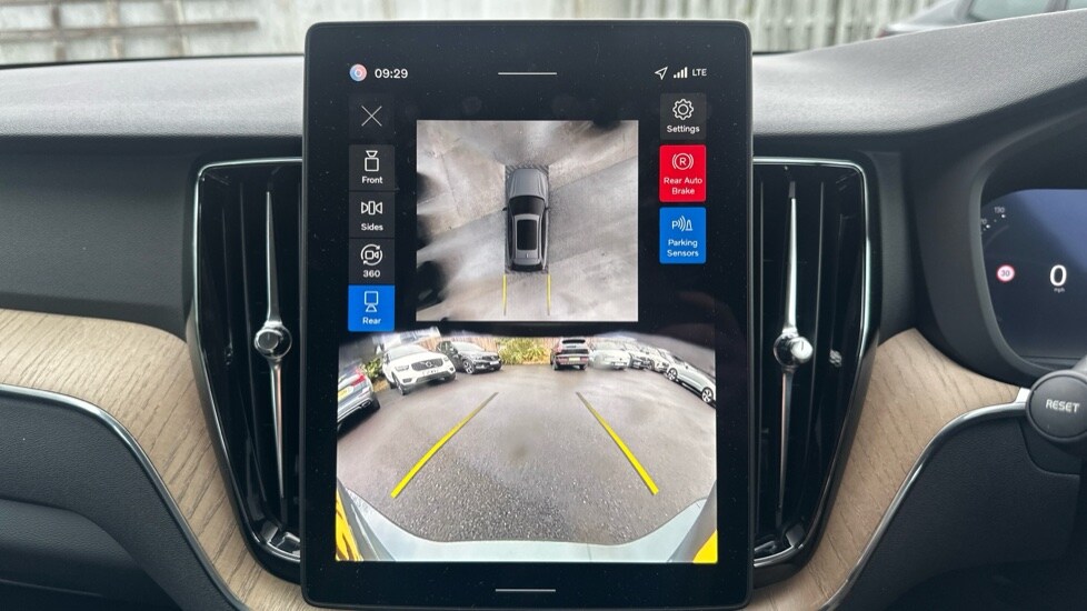 Used Volvo XC60 2025 for sale - 76678388: Photo 17