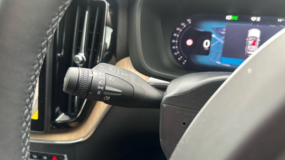 Used Volvo XC60 2025 for sale - 76678388: Photo 18