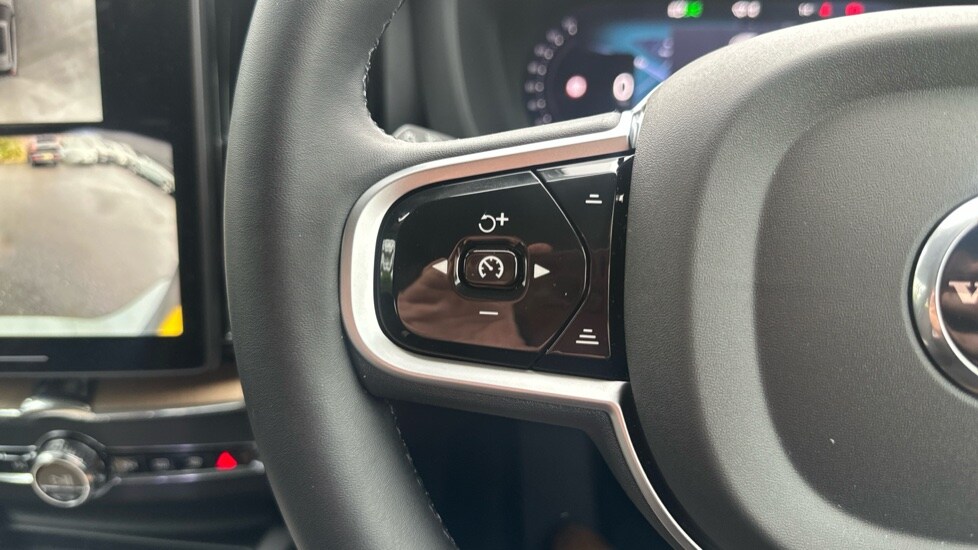 Used Volvo XC60 2025 for sale - 76678388: Photo 19