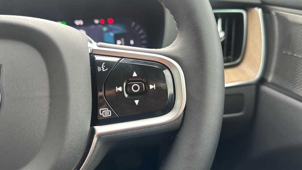 Used Volvo XC60 2025 for sale - 76678388: Photo 20