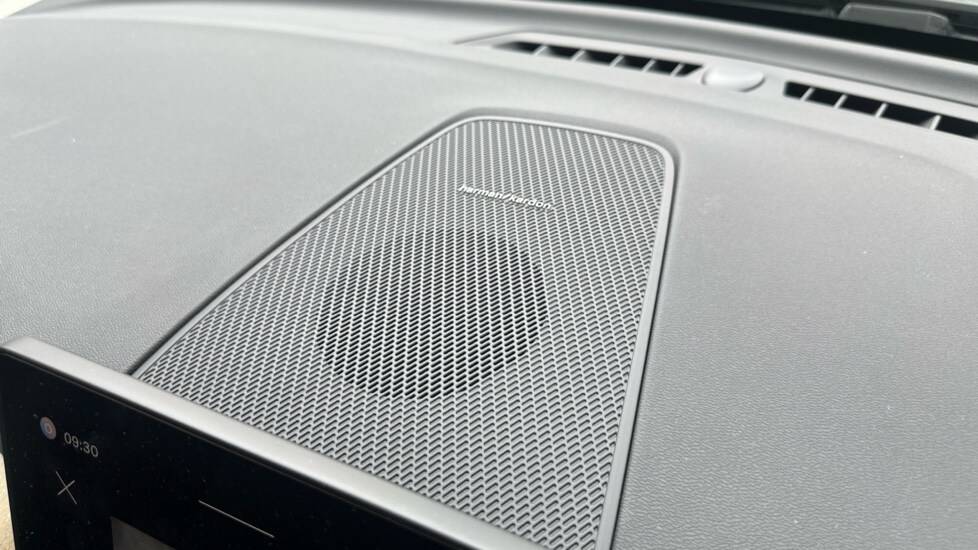 Used Volvo XC60 2025 for sale - 76678388: Photo 23