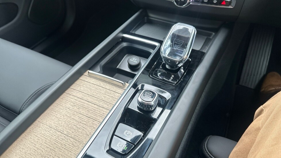 Used Volvo XC60 2025 for sale - 76678388: Photo 24
