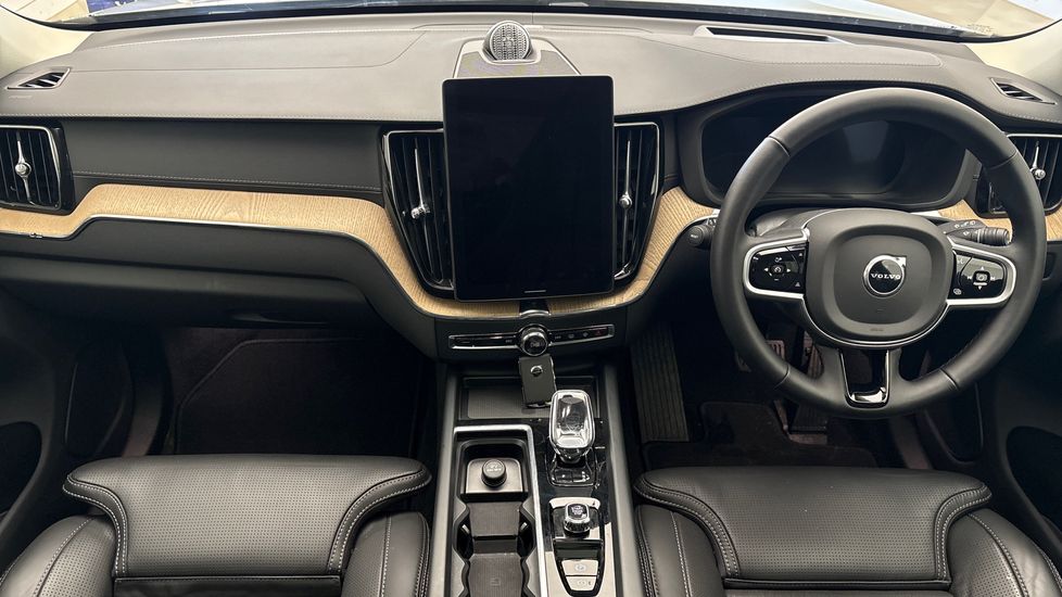Used Volvo XC60 2025 for sale - 78053466: Photo 10