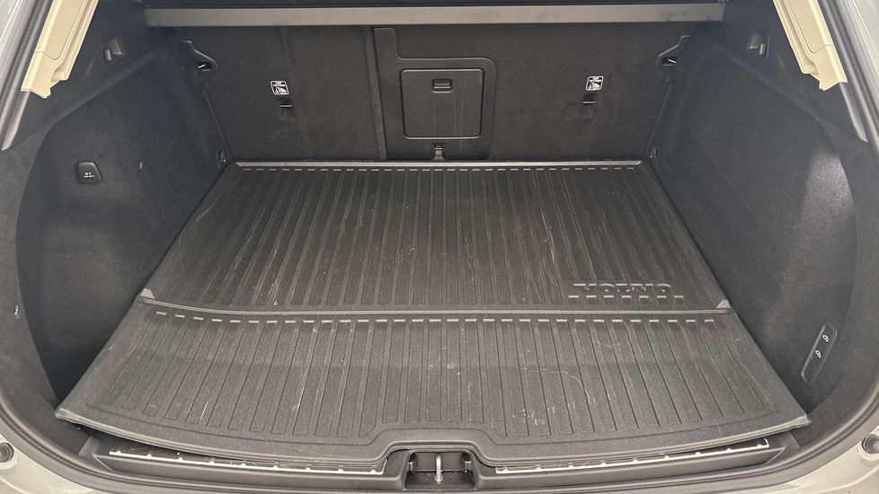 Used Volvo XC60 2025 for sale - 78053466: Photo 14