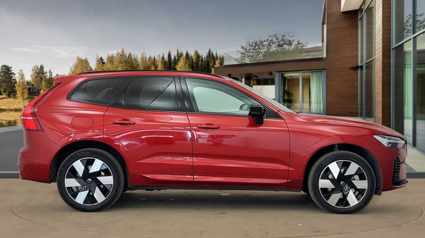 Used Volvo XC60 2025 for sale - 77552162: Photo 2