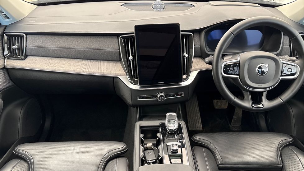 Used Volvo XC90 2025 for sale - 78053469: Photo 8