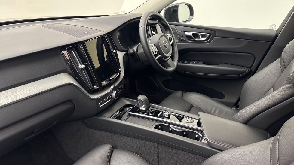 Used Volvo XC60 2025 for sale - 78139306: Photo 6