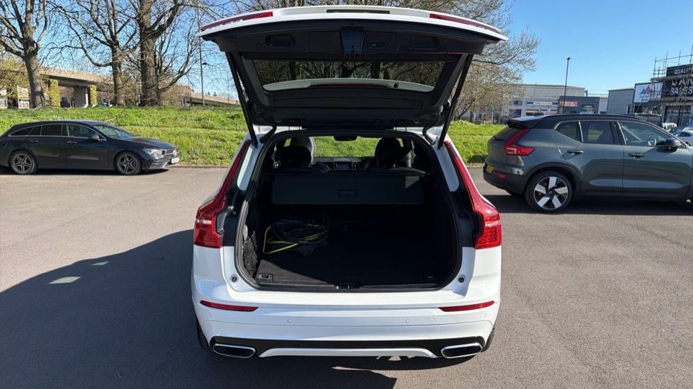 Used Volvo XC60 2019 for sale - 78018549: Photo 13