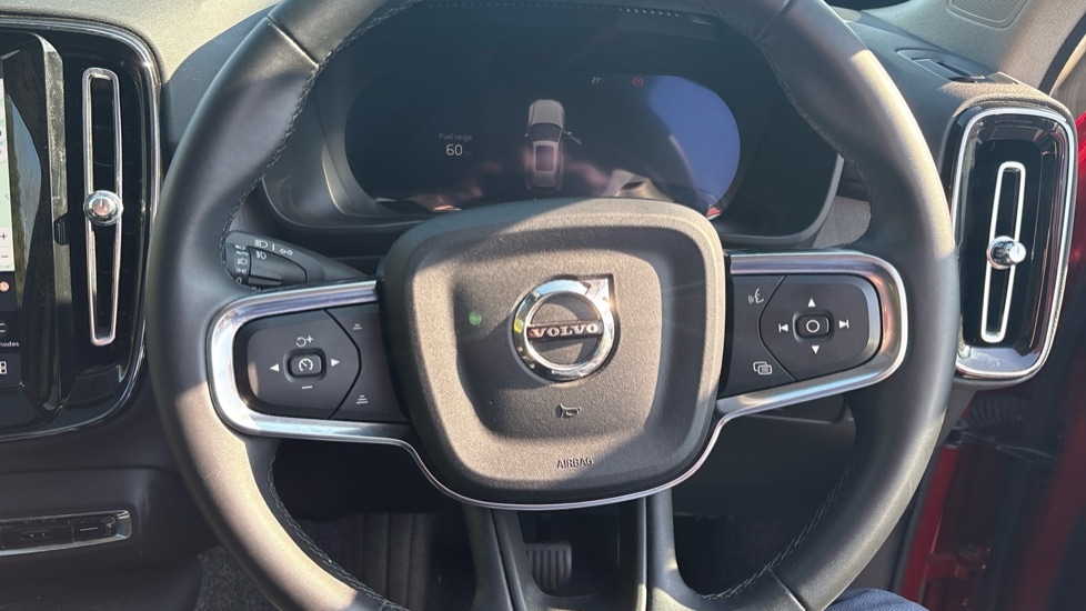 Used Volvo XC40 2025 for sale - 78005268: Photo 10