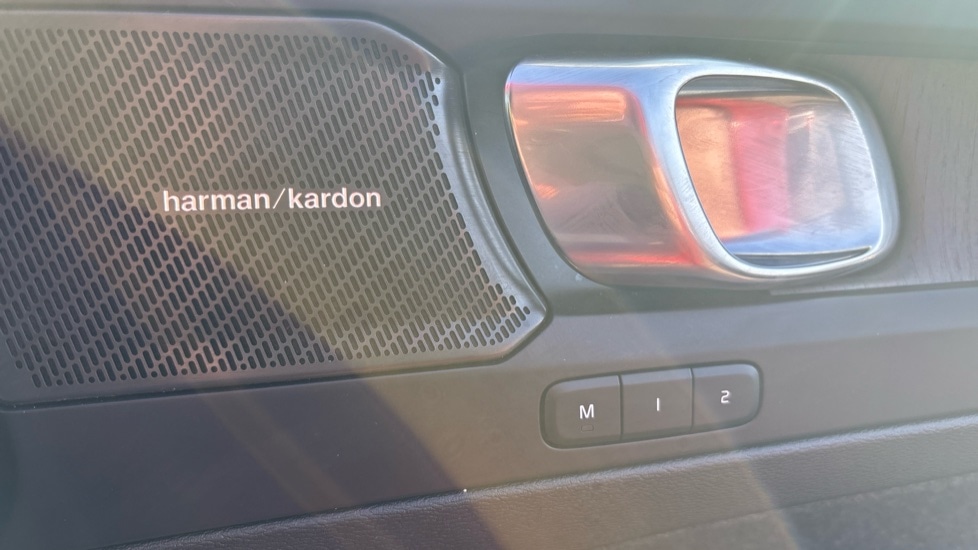 Used Volvo XC40 2025 for sale - 78005268: Photo 14