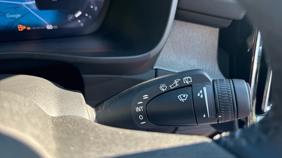 Used Volvo XC40 2025 for sale - 78005268: Photo 23