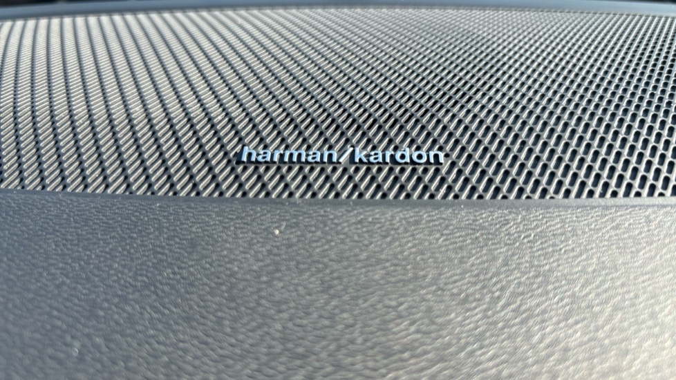 Used Volvo XC40 2025 for sale - 78005268: Photo 25