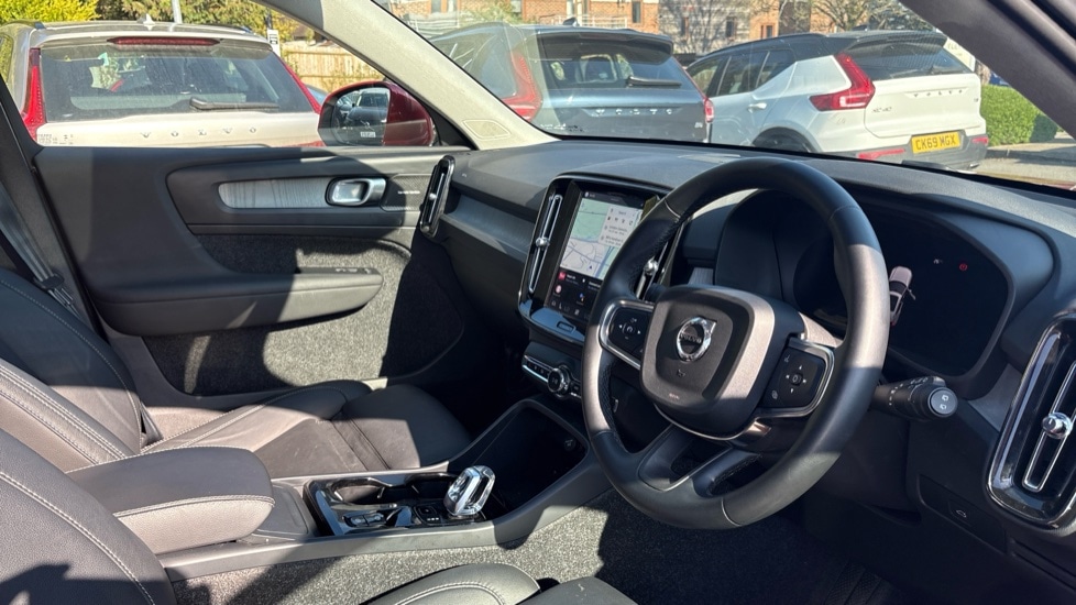 Used Volvo XC40 2025 for sale - 78005268: Photo 4
