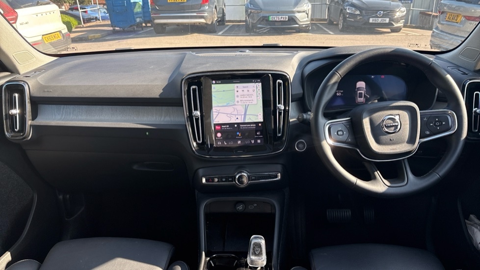 Used Volvo XC40 2025 for sale - 78005268: Photo 5