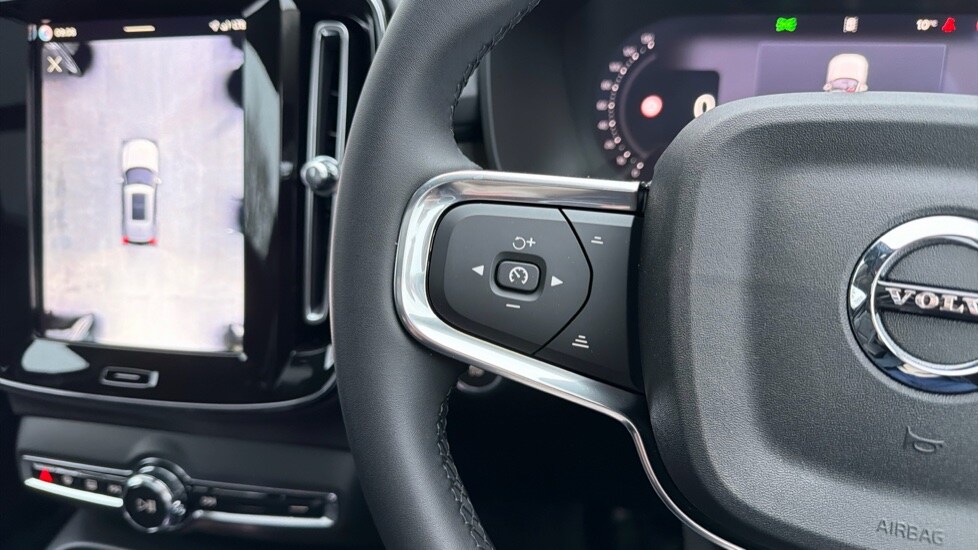 Used Volvo XC40 2026 for sale - 78005480: Photo 18