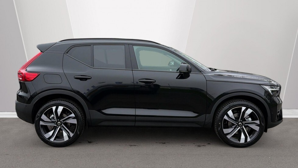 Used Volvo XC40 2026 for sale - 78005480: Photo 3