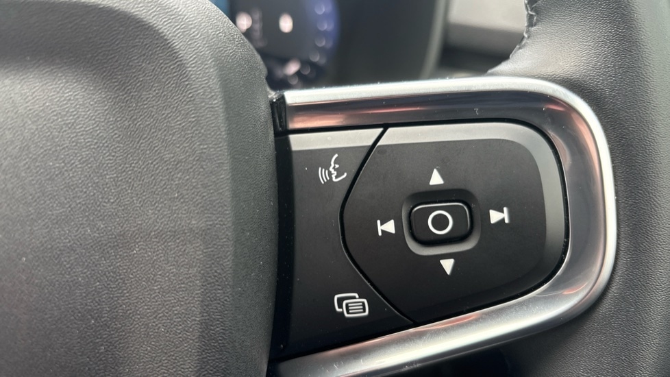 Used Volvo XC40 2025 for sale - 77910879: Photo 22