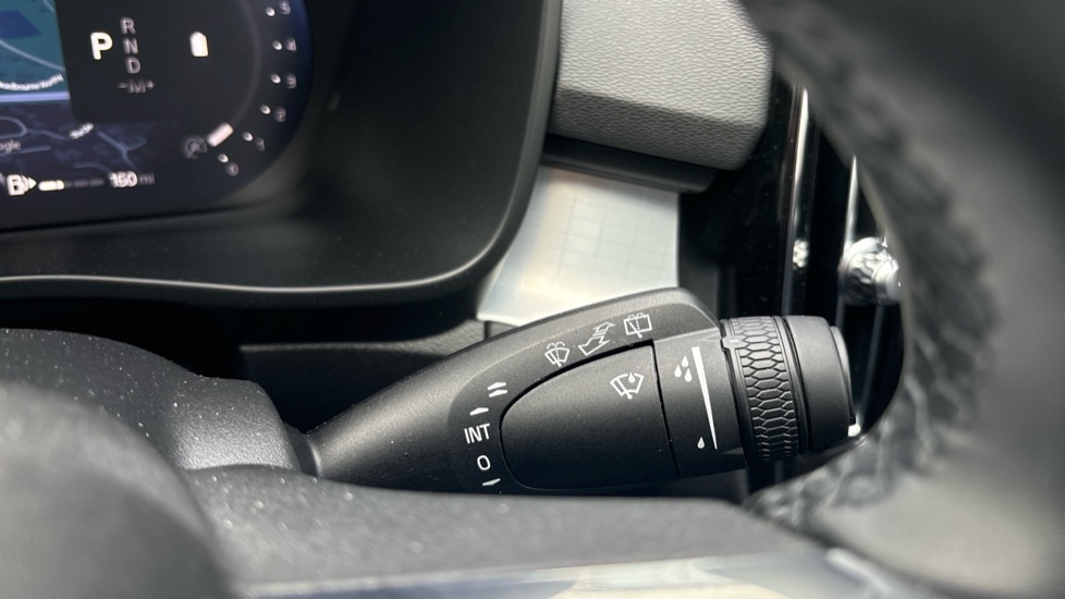 Used Volvo XC40 2025 for sale - 77910879: Photo 23