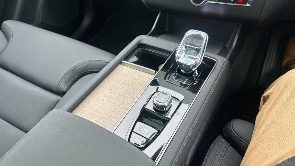 Used Volvo XC90 2025 for sale - 76678604: Photo 24