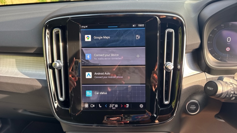 Used Volvo XC40 2023 for sale - 76782454: Photo 16