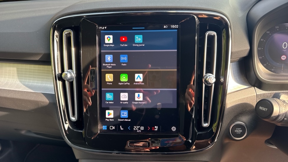 Used Volvo XC40 2023 for sale - 76782454: Photo 17