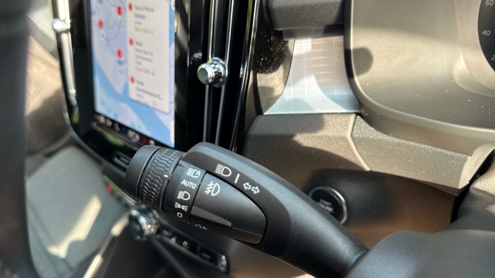 Used Volvo XC40 2023 for sale - 76782454: Photo 18