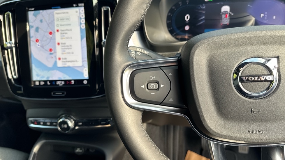 Used Volvo XC40 2023 for sale - 76782454: Photo 19