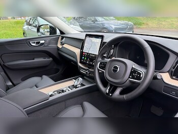 Used Volvo XC60 2025 for sale - 78259106: Photo