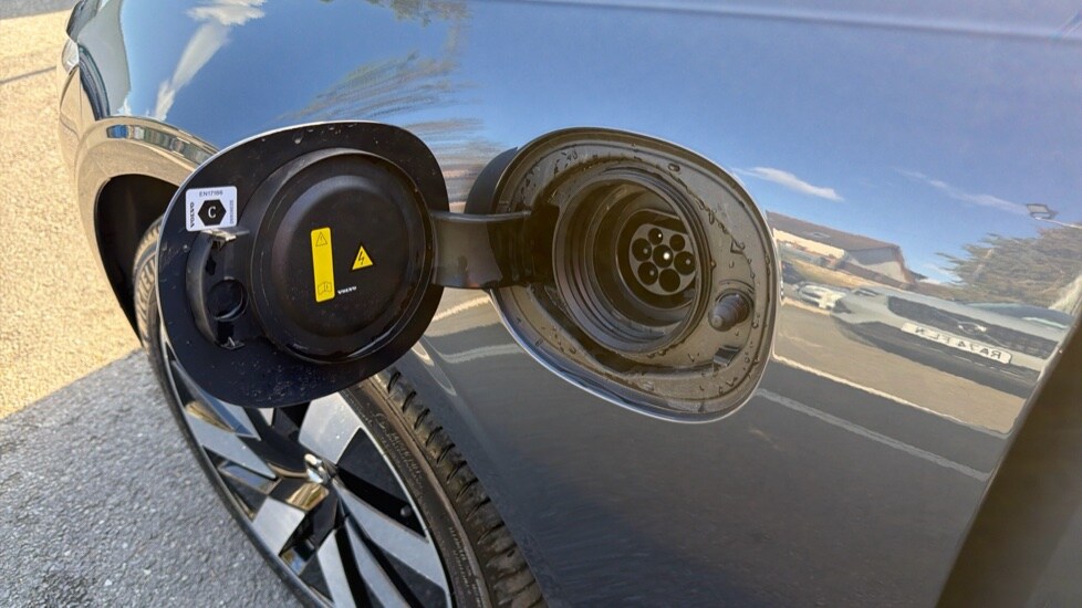 Used Volvo V90 2025 for sale - 78220901: Photo 15