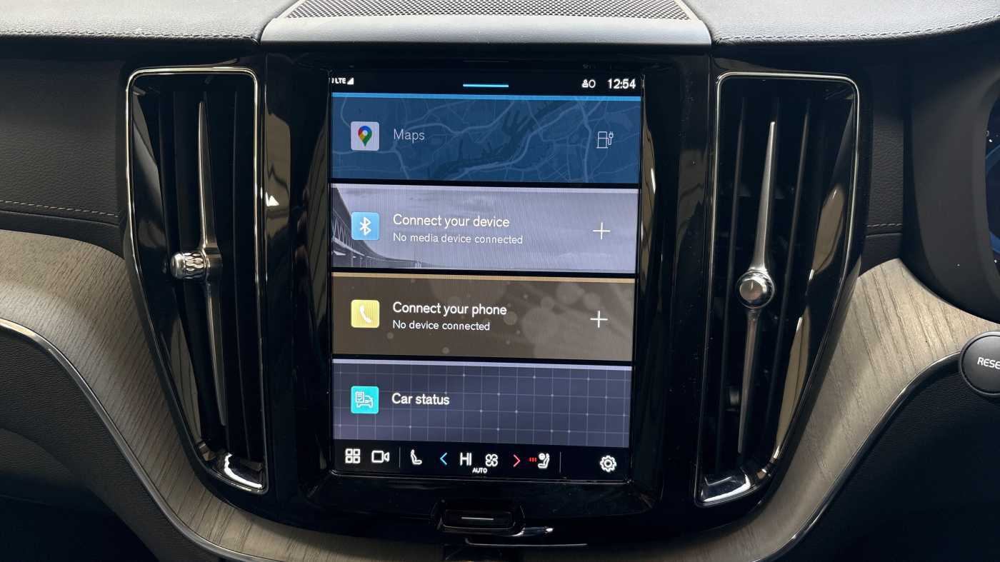 Used Volvo XC60 2025 for sale - 77417432: Photo 11