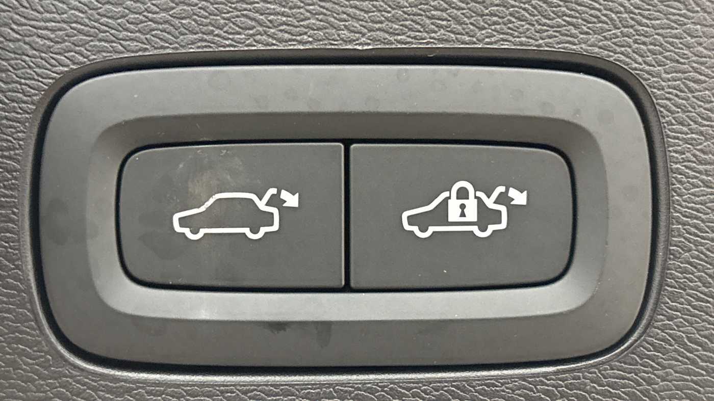 Used Volvo XC60 2025 for sale - 77901507: Photo 19