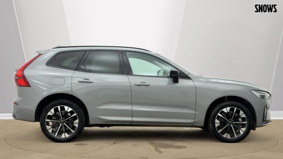 Used Volvo XC60 2025 for sale - 77901507: Photo 2