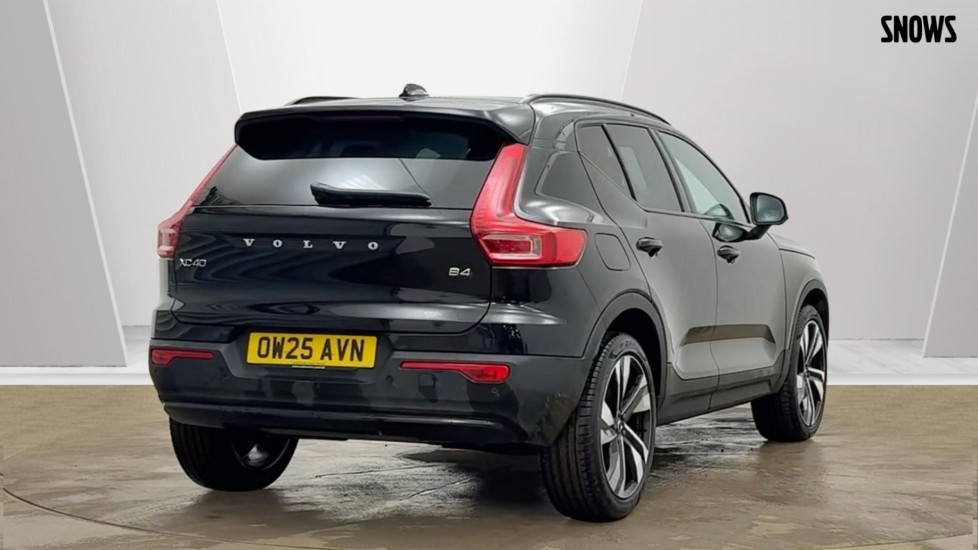 Used Volvo XC40 2025 for sale - 77770866: Photo 3