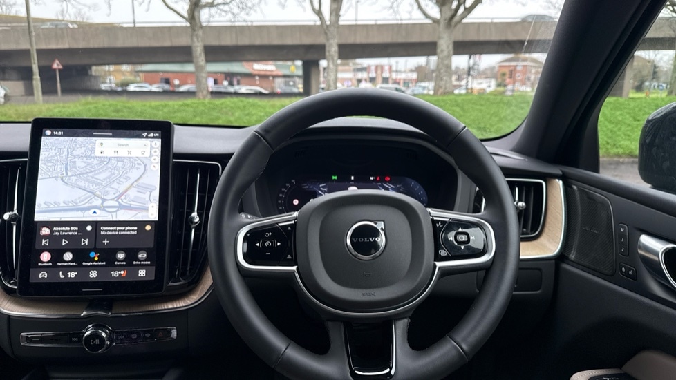 Used Volvo XC60 2025 for sale - 77803351: Photo 10