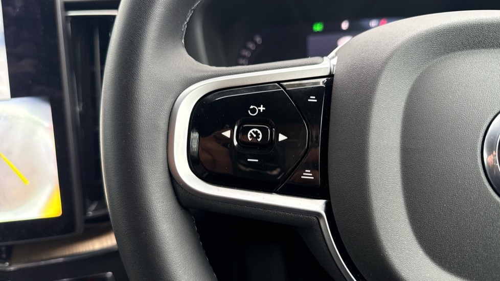 Used Volvo XC60 2025 for sale - 77803351: Photo 19