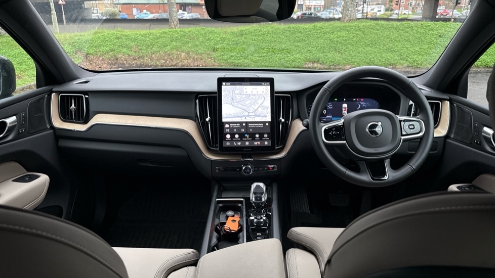 Used Volvo XC60 2025 for sale - 77803351: Photo 6