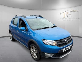 Used Dacia Sandero Stepway 2015 for sale - 79785534: Photo