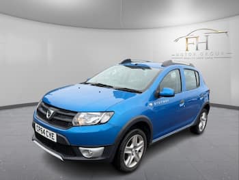 Used Dacia Sandero Stepway 2015 for sale - 79785534: Photo