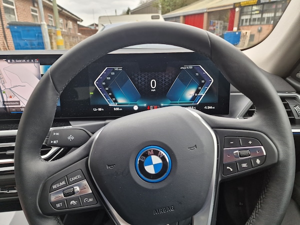 Used BMW i4 2022 for sale - 74950562: Photo 11