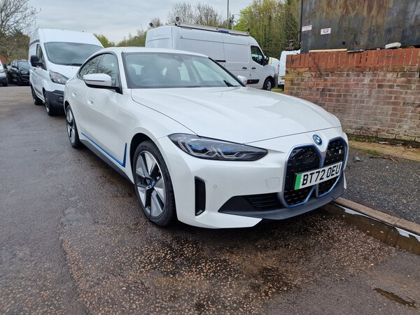 Used BMW i4 2022 for sale - 74950562: Photo 2