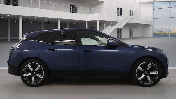 Used BMW iX 2022 for sale - 76077157: Photo 6