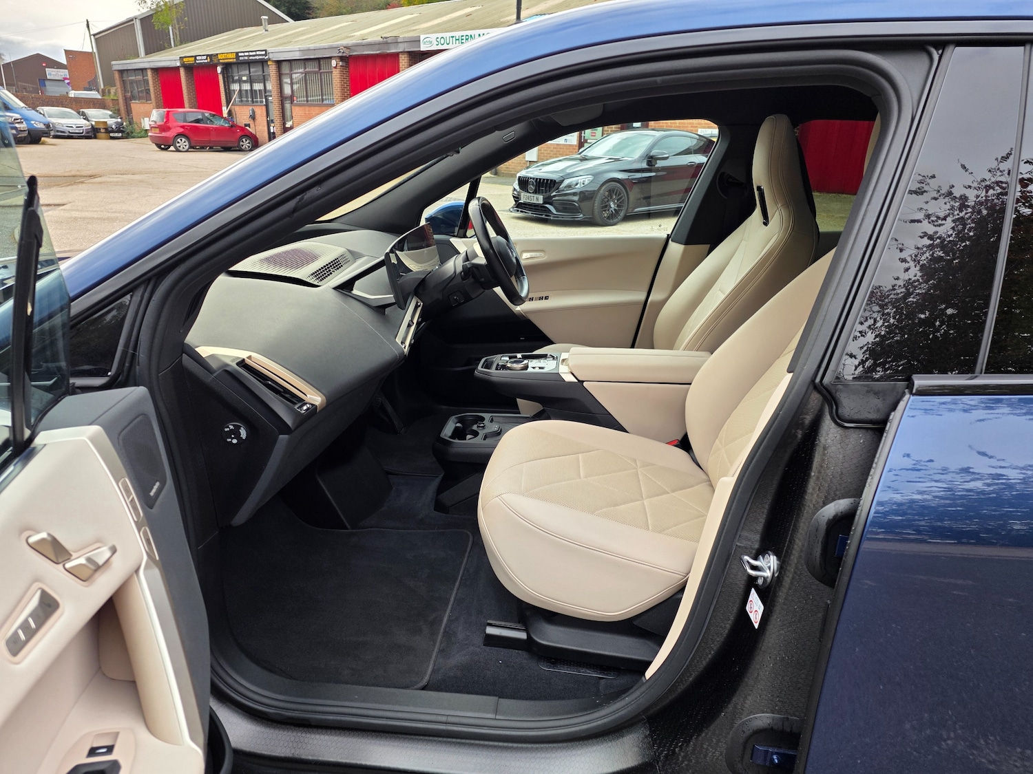 Used BMW iX 2022 for sale - 76077157: Photo 9