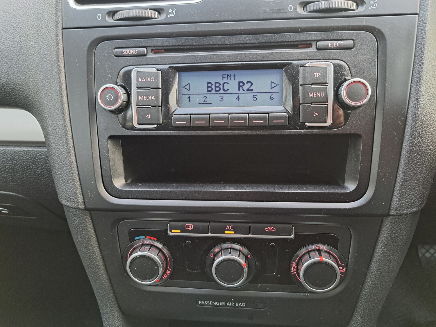 Used Volkswagen Golf 2009 for sale - 76369090: Photo 15