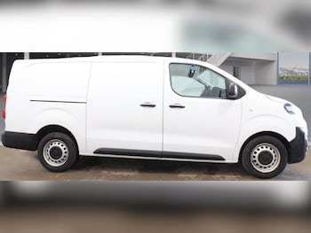 Used Vauxhall Vivaro 2023 for sale - 78210562: Photo