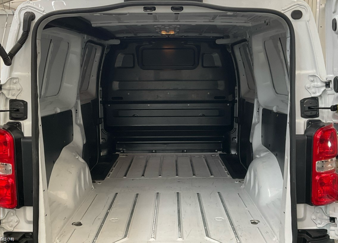 Used Vauxhall Vivaro for sale - 78210562: Photo 8