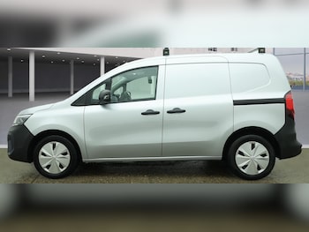 Used Nissan Other 2024 for sale - 78026257: Photo